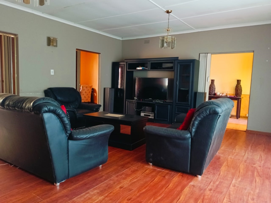 4 Bedroom Property for Sale in Stilfontein Ext 4 North West